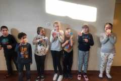 dzien-guzika-7