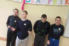 Kolorowe-skarpety-w-SP-UZ-16