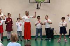 Patriotyczne-spiewanie-12