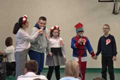 Patriotyczne-spiewanie-4