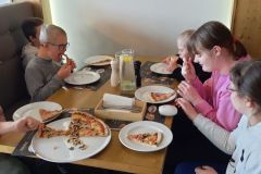 Posiady-Pieguskowo-urodzinowe-🍕🎉-12