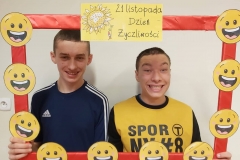 Swiatowy-Dzien-Zyczliwosci-i-Pozdrowien.-16