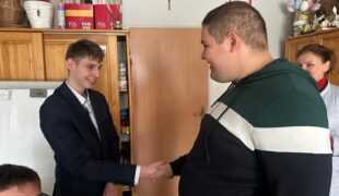 Więcej o: Kolejny 18-latek :-)