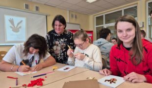 Więcej o: Gość specjalny-Anna Krupa, tegoroczna laureatka nagrody Człowiek Bez Barier. T