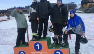 Więcej o: Nasi uczniowie na Mistrzostwach Polski „SPRAWNI-RAZEM” w narciarstwie alpejskim.